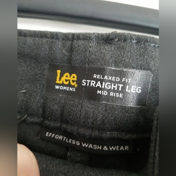 Lee Relaxed Fit Mid Rise Straight Fit Pants - Picture 15 of 15